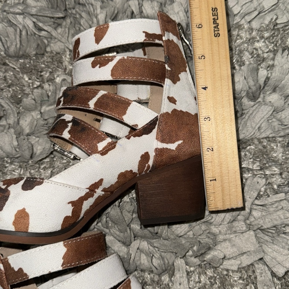Cowhide Booties - Picture 8 of 8